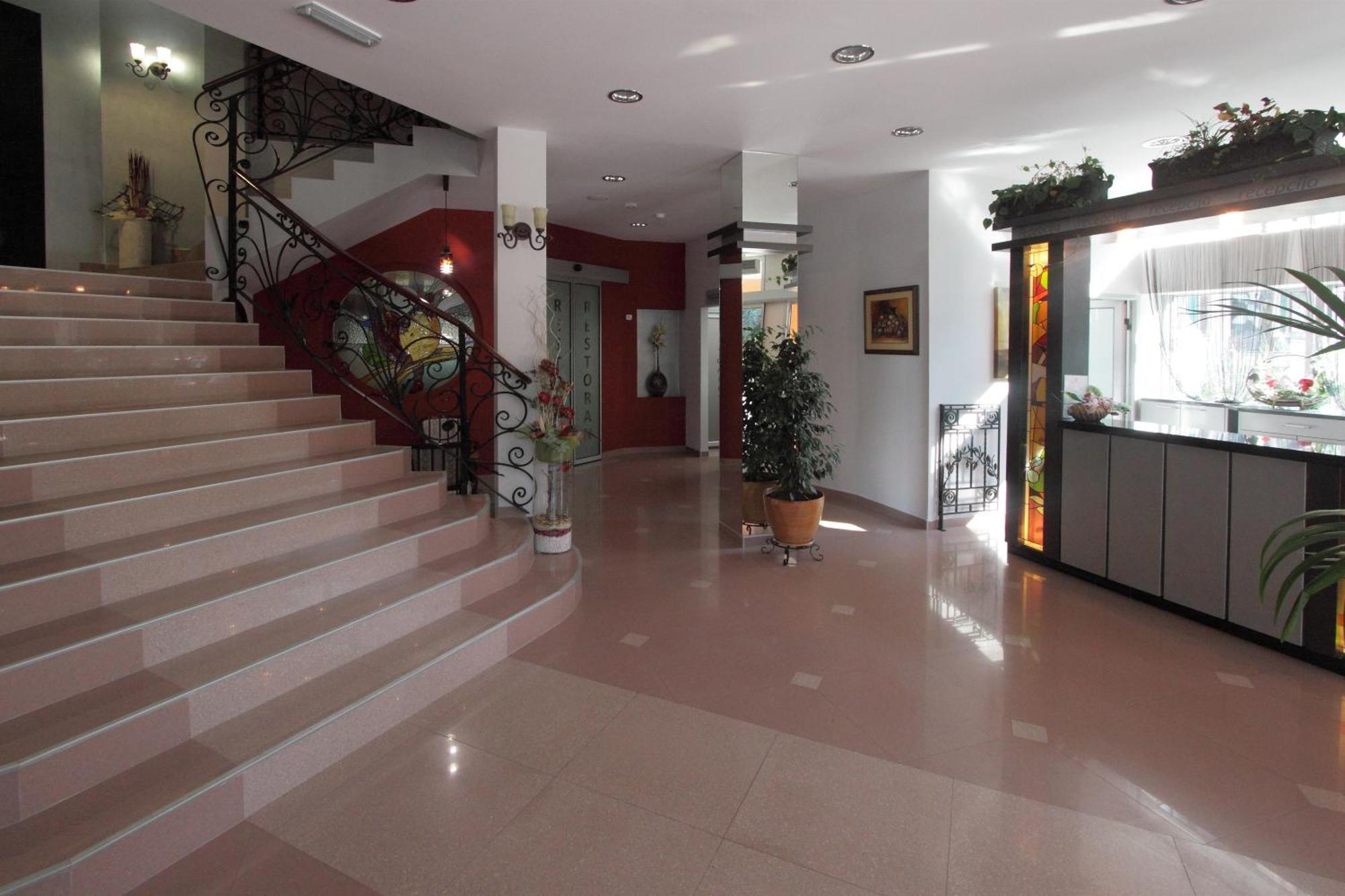 Hotel Botika Kraljevo İç mekan fotoğraf