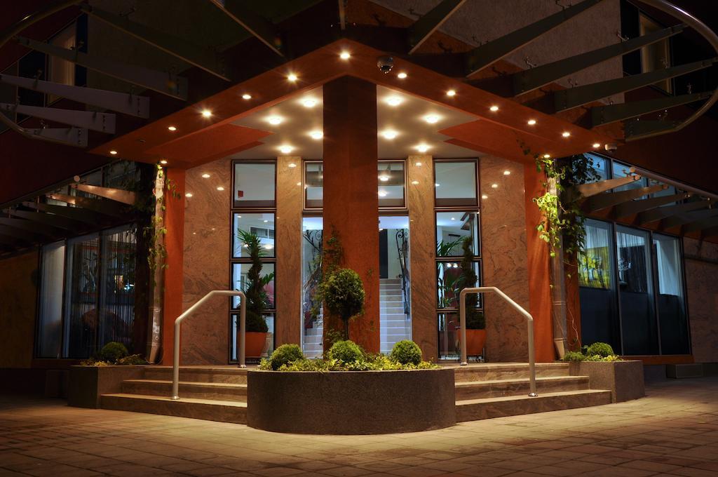 Hotel Botika Kraljevo Dış mekan fotoğraf