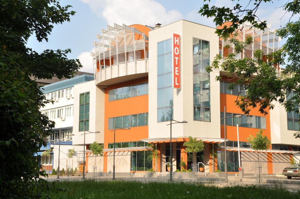Hotel Botika Kraljevo Dış mekan fotoğraf